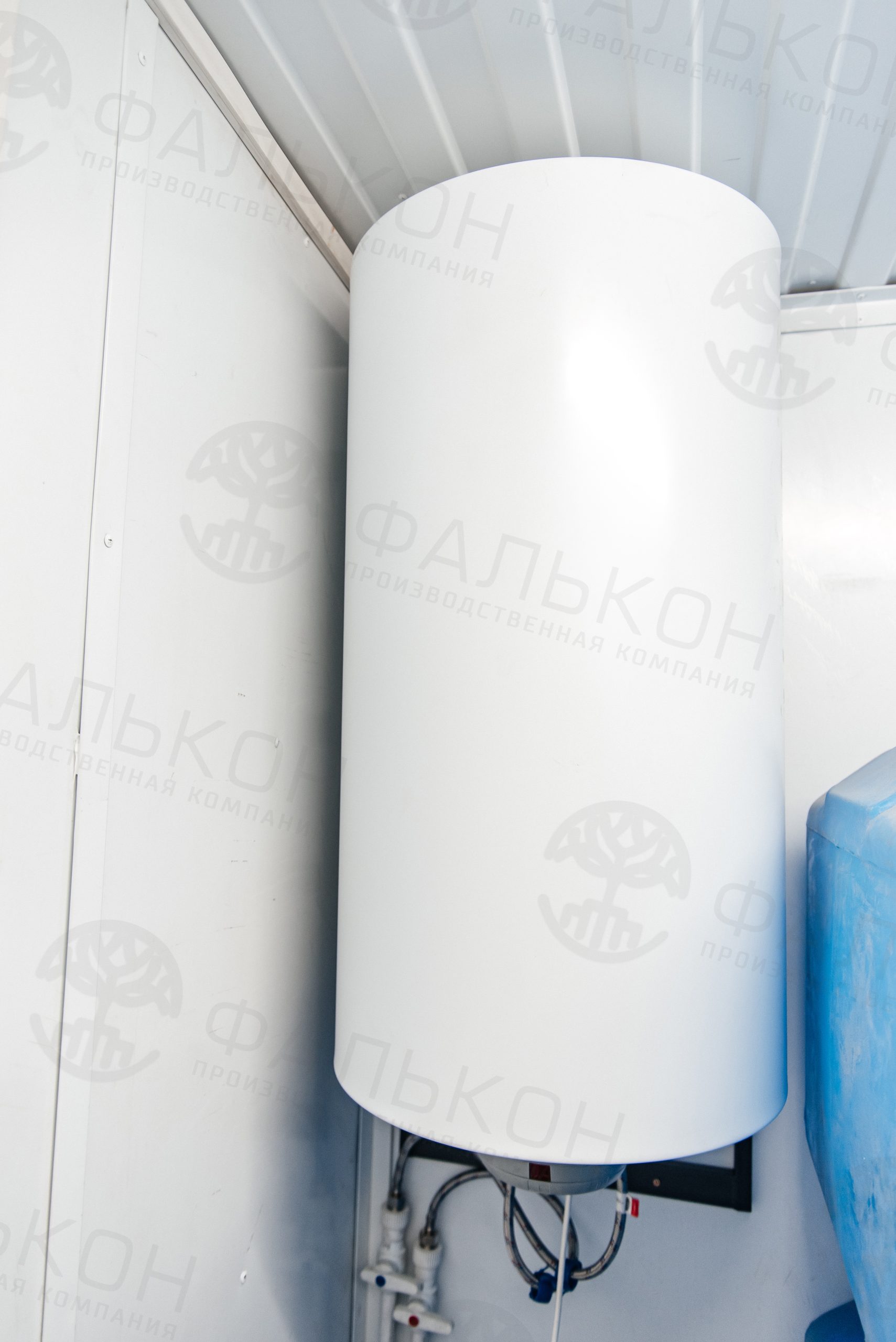 Сантехнический модуль (блок-контейнер) для 3 человек