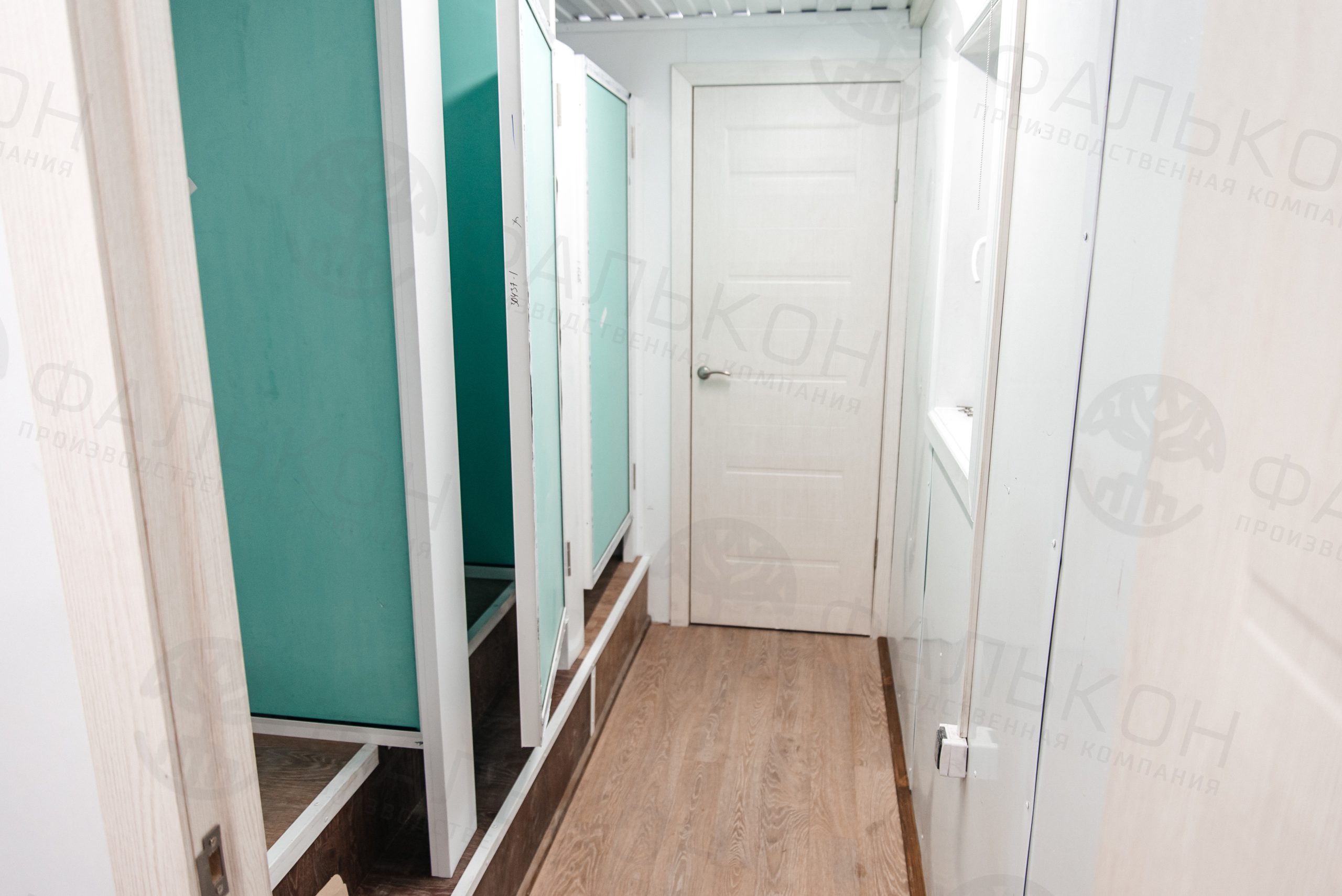 Сантехнический модуль (блок-контейнер) для 3 человек