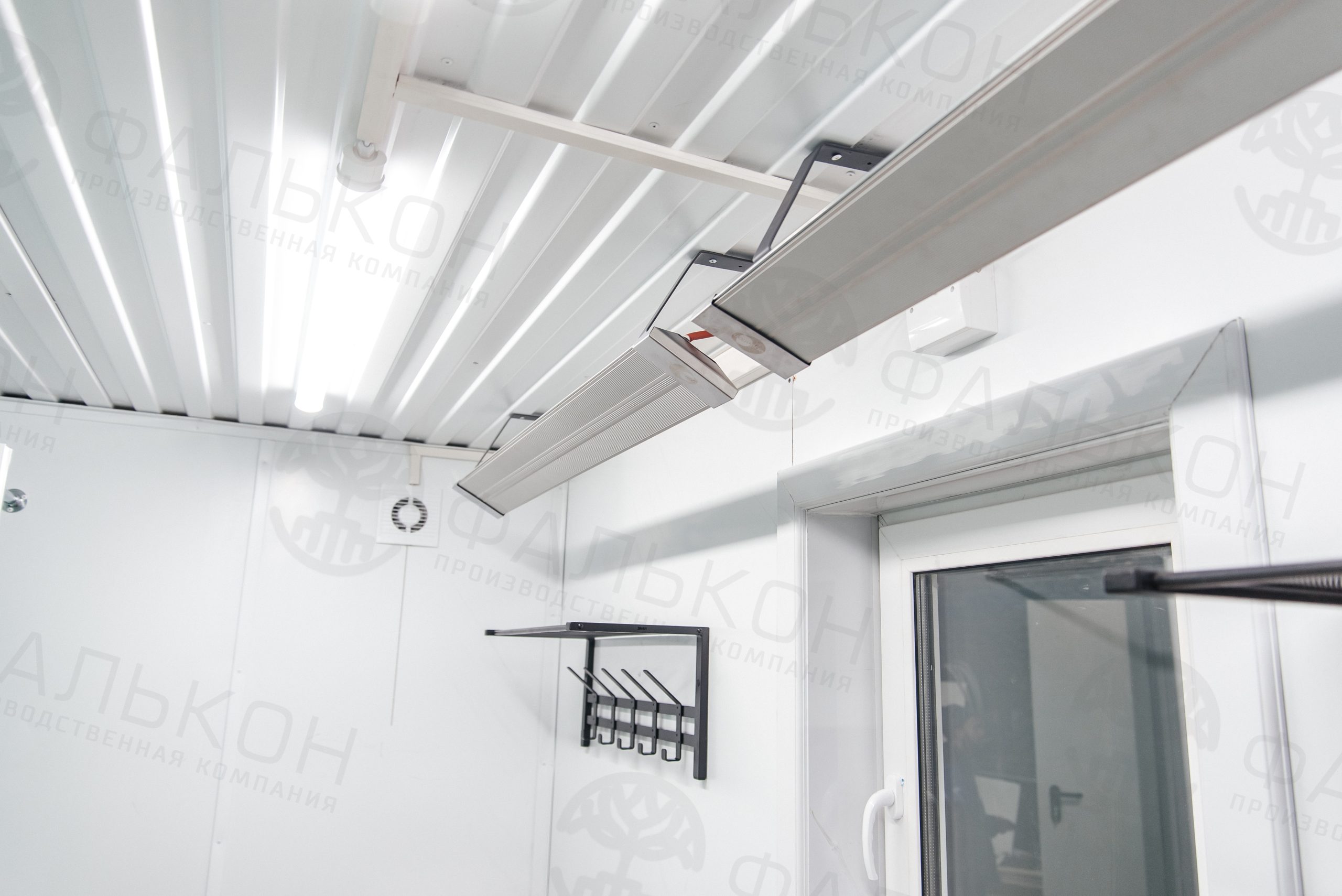 Душевой модуль (блок-контейнер) 4 душевых.