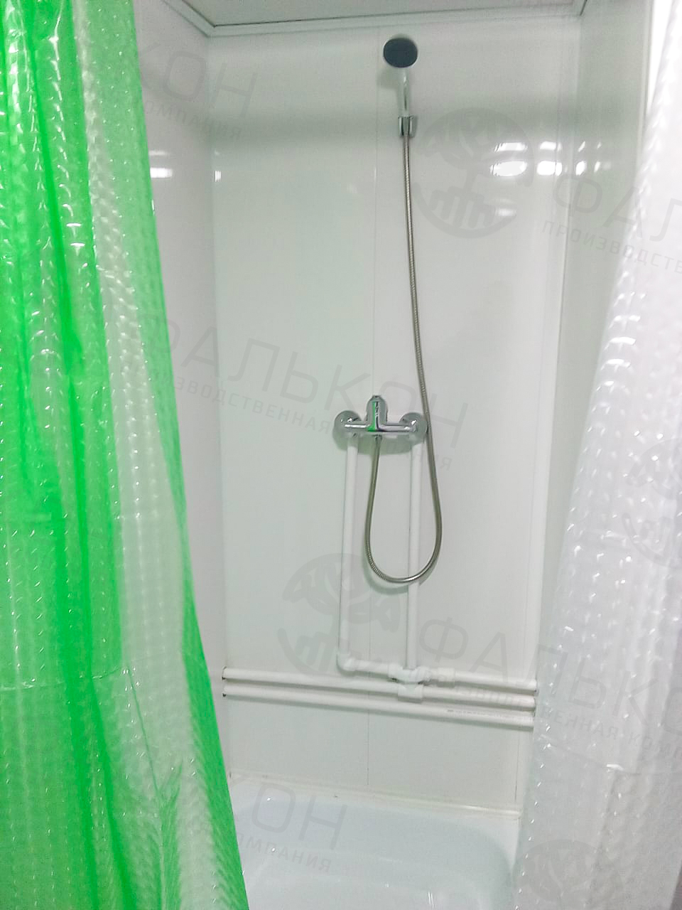 Душевой модуль (блок-контейнер) 4 душевых+6 раковин.