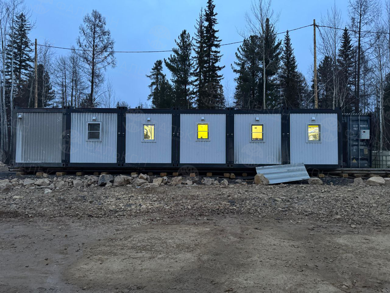 Вахтовый городок ( модульный поселок) для разведочного бурения в Якутии п. Якотит